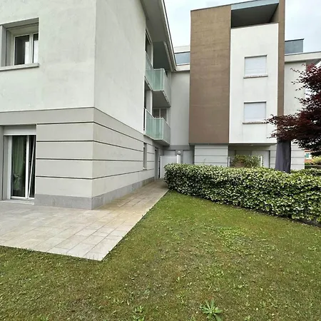 Apartment Bright And New Between The And The Center Bibione